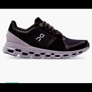 Cloudstratus Women’s 7.5 Black/Lilac New In Box